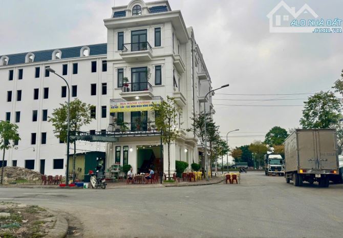 Bán Lô Làn 2 Cực Đẹp áp góc Dự Án 4.6ha TT Lim - Tiên Du