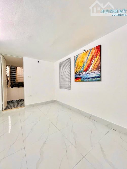 BÁN NHÀ TRẦN CUNG – 24m² x 3 TẦNG – GẦN PHỐ – GIÁ CHỈ 2.7 TỶ
