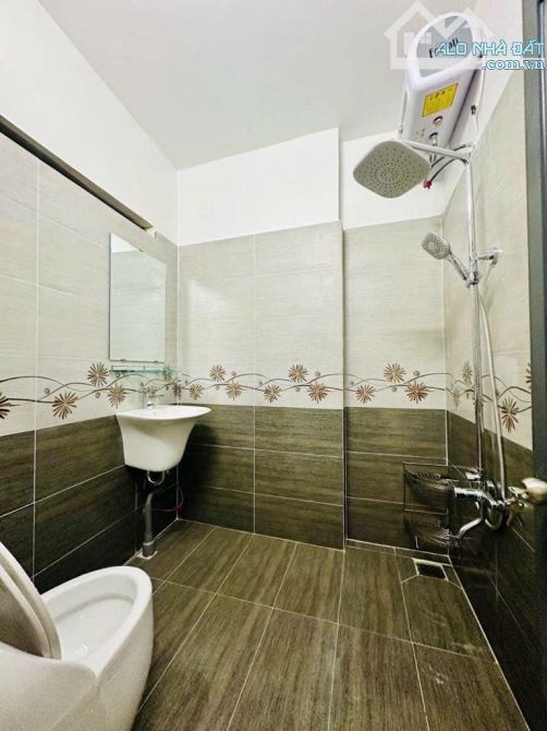 cần bán nhà đẹp mới tinh, hẻm xe hơi 7 chỗ, Tăng Nhơn Phú B, Quận 9 nhỉnh 4ty
