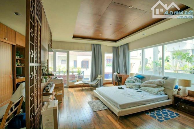 Biệt thự 1 đời chủ HXH Nguyễn Văn Trỗi, PN. 17x12m nở nhẹ (208m2) 3 tầng giá tốt