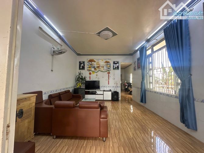 BÁN NHÀ 1 MÊ NGAY TRỤC CHÍNH D2 BUÔN JU GẦN CHỢ ĐẠT LÝ - Loctran - 10