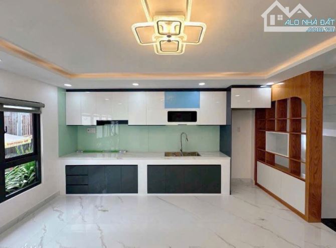 SIÊU PHẦM 5 TẦNG BTCT NHÀ ĐẸP NGAY AEON TÂN PHÚ,HẺM NHỰA 8M,60M2(4.2X14 )5PN - 1