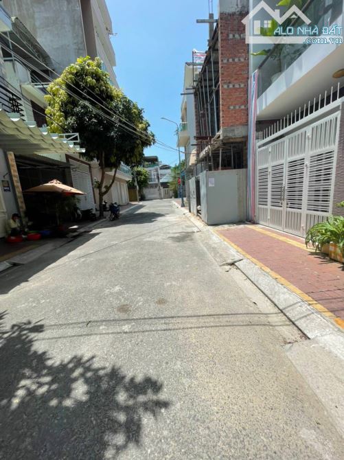 Bán Đất Đường Nội Bộ Lương Thế Vinh 106.6M2 (4x21) - Giá:7.4Tỷ - 1