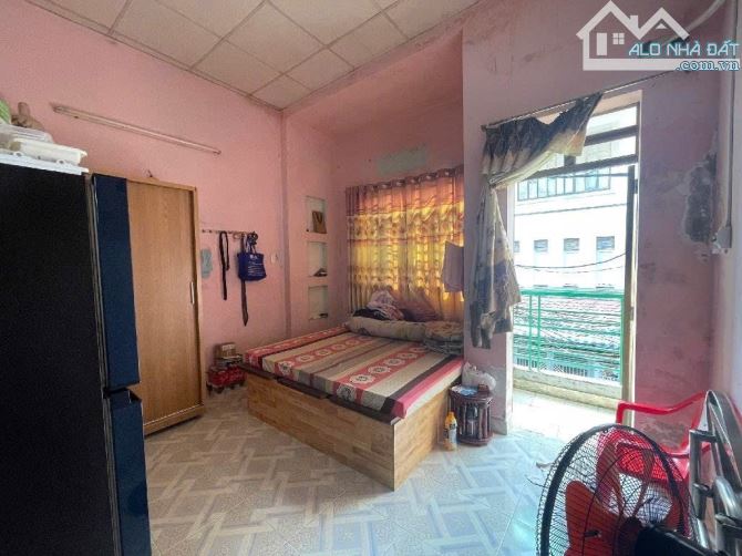 BÁN NHÀ HẺM XE TẢI 6M - GẦN QUẬN 11 - DIỆN TÍCH 60M² - GIÁ HẤP DẪN! - 1