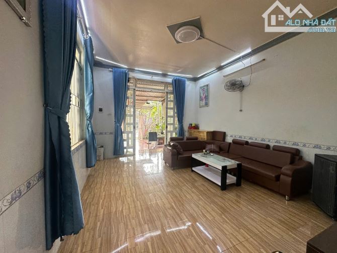 BÁN NHÀ 1 MÊ NGAY TRỤC CHÍNH D2 BUÔN JU GẦN CHỢ ĐẠT LÝ - Loctran - 1