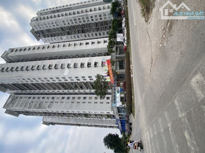 PHÂN LÔ TRỊNH VĂN BÔ - KHU NHÀ Ở BÁO NHÂN DÂN - Ô TÔ TRÁNH - VIEW CÔNG VIÊN - KINH DOANH - 1
