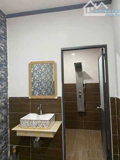 NHÀ GÁC LỬNG 550 TRIỆU NHẬN NHÀ Ở NGAY THẠNH PHÚ - 1