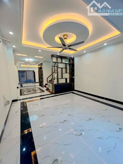 BÁN NHÀ MẶT PHỐ TRẦN BÌNH Ô TÔ THANG MÁY KINH DOANH DT 81M 5T MT 5M GIÁ 19,7 TỶ - 1