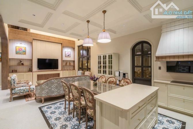 VILLA SÂN VƯỜN MANG PHONG CÁCH BẮC ÂU GẦN TRUNG TÂM ĐÀ LẠT - 1