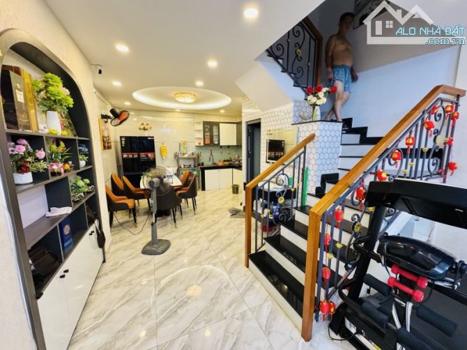Bán Nhà Ngay Vincom Quang Trung, Gò Vấp, 52m2, 5Tỷ3 - 1