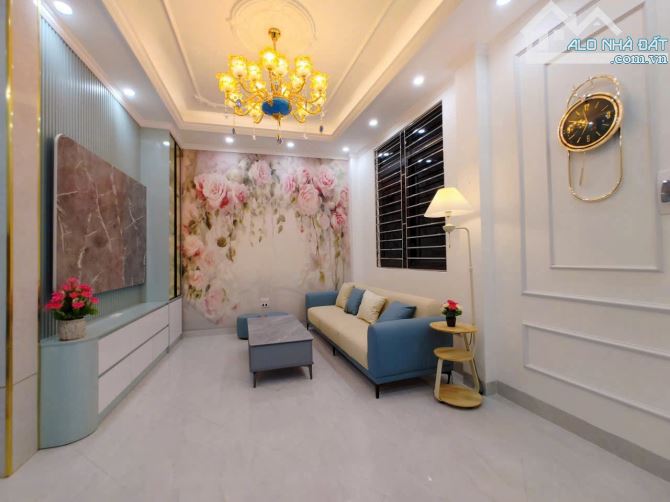 BÁN NHÀ 5 TẦNG VĂN QUÁN TRUNG TÂM HÀ ĐÔNG - 5.35 TỶ - SĐCC - VỊ TRÍ VÀNG Ô TÔ ĐỖ CỬA - 1