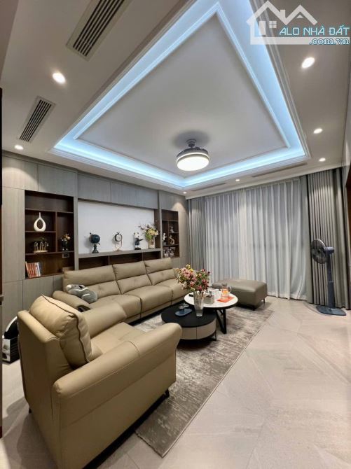 TRUNG TÂM QUẬN THANH XUÂN, NHÀ 4 TẦNG MẶT PHỐ ĐƯỜNG Ô TÔ RỘNG, VỈA HÈ, KINH DOANH. - 1
