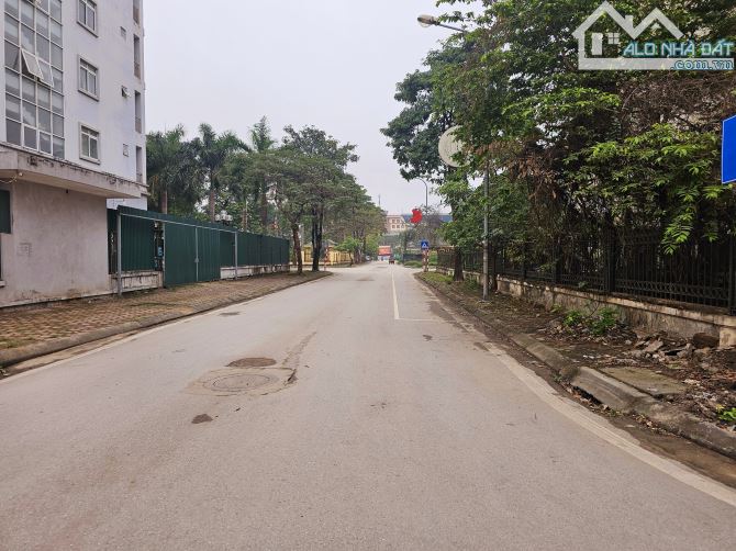 Bán nhà Phú Kiều 126mx2T, MT 20m, phân lô ô tô, 3 mặt tiền, KD, 38 tỷ. - 1