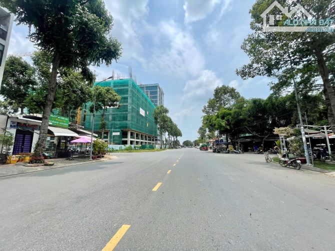 Nền Góc Nguyễn Văn Quang khu Nam Long 1 Cần Thơ cách Võ Nguyên Giáp 50m - 1