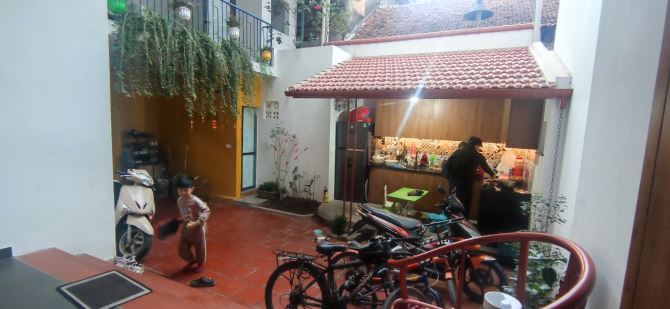 Bán nhà cấp 4 phố ô cách 35m chỉ 4.x tỷ ngõ thông oto đỗ - 1