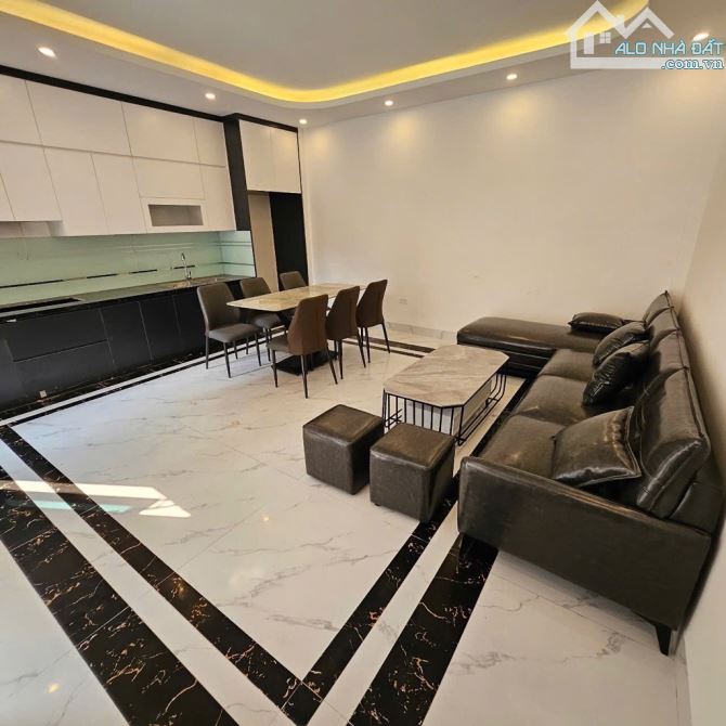 Bán nhà 48m2, 6 tầng, thang máy, otoo đỗ cửa, full Nội thất, phường Thạch Bàn - 1