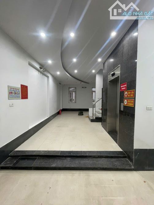 Tòa Nhà Phân Lô Siêu Rẻ Phố Hoàng Quốc Việt 8 Tầng Thang Máy 64m2 Mt 5.2m 2 Thoáng HĐ 50tr - 1