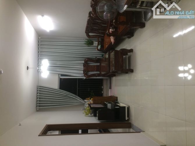 Bán căn hộ chung cư Ngay ngã tư An Sương Q12,  70m2, 2phong ngủ, phòng khách, bếp, 2wc. - 1