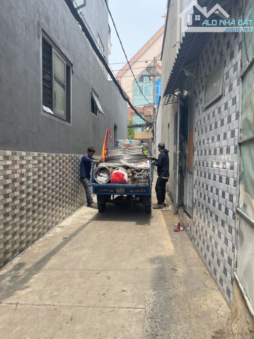Bán nhà ngang 6m hẻm thông gần MT đường Thống Nhất P.15 Gò Vấp giá 6.1 tỷ - 8