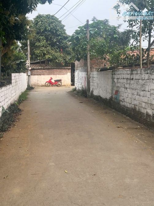 Bán đất van hòa Ba Vì Hà Nội  300m2 _ 150m2 thổ cư _ MT 12m Hậu 13m - 1