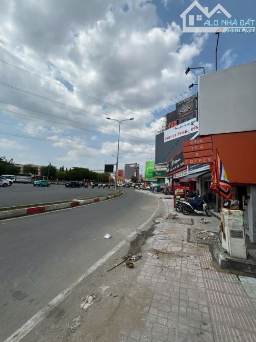 Siêu phẩm MTKD Hồng bàng - Quận 6 - ngay vòng xoay Phú lâm - hàng hiếm giá rẻ bất ngờ - 1