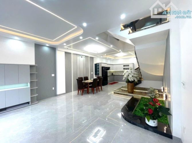 Bán nhà 4 tầng mới gần 70m tại Sở Dầu, Hồng Bàng ô tô tránh nhau. - 1