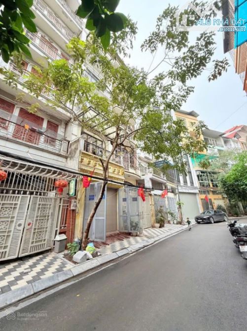 ĐẸP NHẤT PHÂN LÔ BỘ GIÁO DỤC, HỒ TÂY, OTO TRÁNH VỈA HÈ CÂY XANH, 60m, 6 TẦNG TM, 21 Tỷ - 1