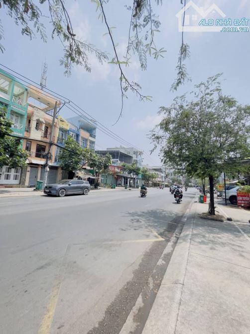 Mặt Tiền Đường Man Thiện - Tăng Nhơn Phú A - Quận 9 - Nhà C4 - 146m2 (Ngang 8 x Dài 17,8) - 1