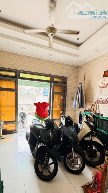 💥Bán nhà mặt tiền Khánh Hội, quận 4, 51m1, 4 tầng,  4PN, nhỉnh 10 tỷ🚐 - 2