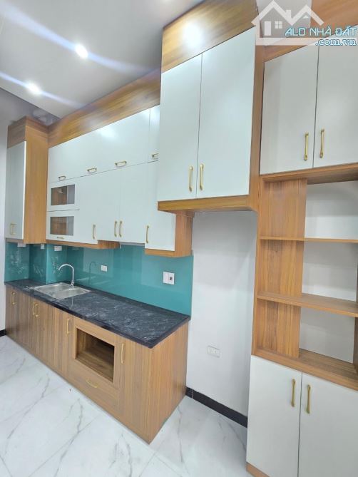 MẬU LƯƠNG 33M2 5 TẦNG 4 NGỦ GẦN PHỐ GẦN Ô TÔ 5,48 TỶ! - 2