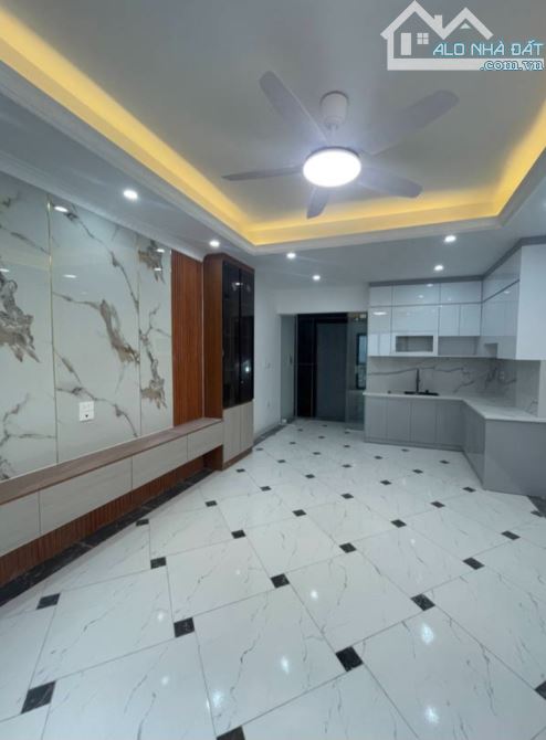 BÁN NHÀ TƯ ĐÌNH, NGÕ Ô TÔ TRÁNH , THÔNG, 30M, 6 TẦNG, 4.3M MẶT TIỀN, 6.5 TỶ. - 2