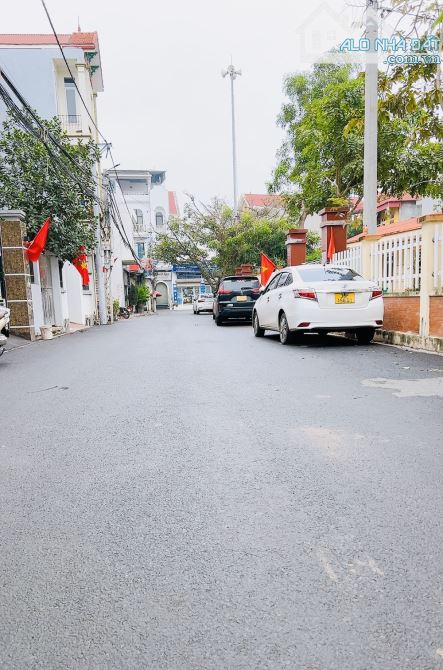 CẦN BÁNn GẤP HOA HẬU SÁP MAI NGÕ THÔNG Ô TÔ TRÁNH KINH DOANH 102M ZÁ RẺ - 2