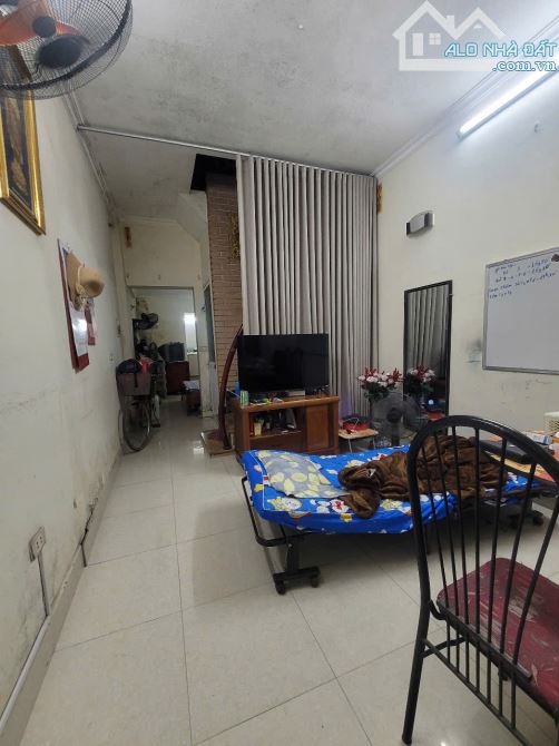 Nhà dân xây Đống Đa mặt ngõ rộng 3m, DT45m2 MT3.5m giá chỉ 7.6 tỷ - 2