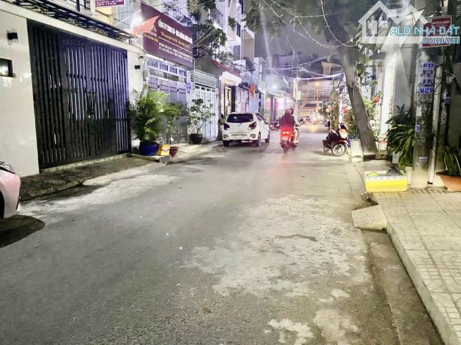 Bình Tân, hẻm ô tô thông TL10, nhà mới đẹp 4 tầng,  81m2, ngang 4.5m, giá rẻ - 2
