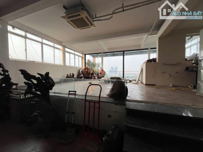 Mặt phố Trích Sài 516m2, 7 tầng, mt 10m, 420 tỷ view Hồ Tây, thang máy, kinh doanh, hiếm - 2
