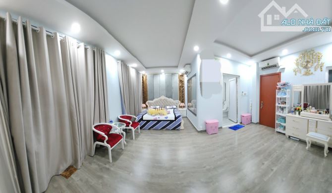 Biệt thự VIP - FULL nội thất tại KDC Ven Sông Sadeco, Nguyễn Văn Linh, Tân Phong, Q7. - 2