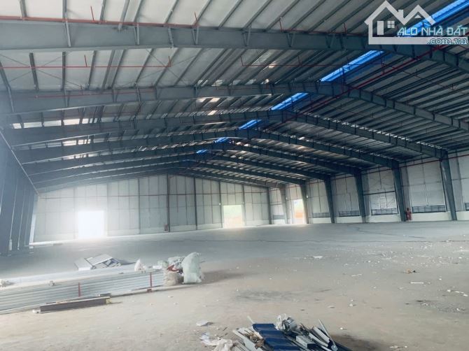 Cho thuê 1400m2 PCCC tự động gần cầu phùng - 2