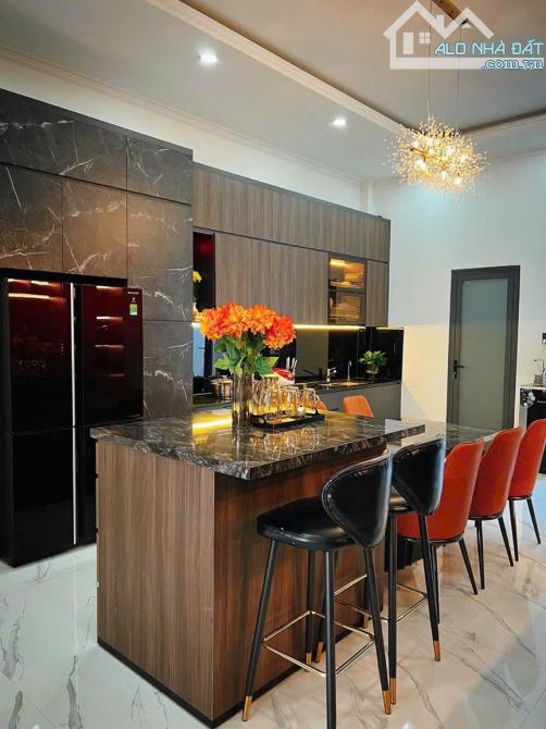 Bán nhà 2 lầu Full nội thất phường Tân Phong, Biên Hoà giá 5.5 tỷ - 2