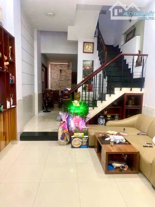 Bán nhà Lê Đức Thọ 72m2- HXH 6m- Khu phân lô- 4 tầng - 8 tỷ - 2