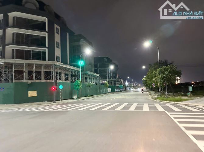 KHU QUY HOẠCH HOÀNG QUỐC VIỆT TRƯỚC MẶT DỰ ÁN BGI, GẦN TTTM AEON MALL - 2