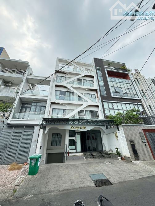 Building đường D2, khu trường Đại Học, HĐT 170 triệu/tháng bán gấp - 2