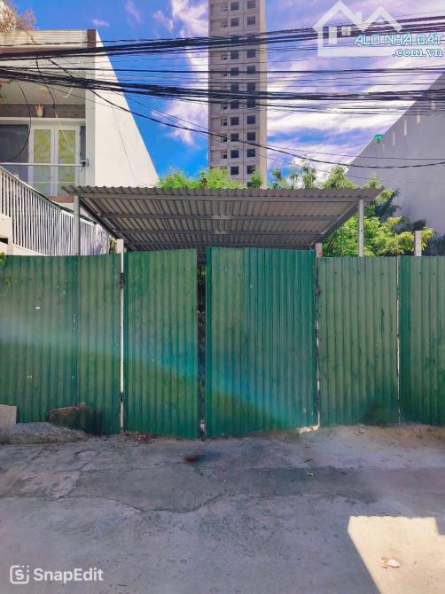 Đất mặt tiền đường Dương Hiến Quyền, sát biển Nha Trang giá chỉ 68 triệu/m2 - 2