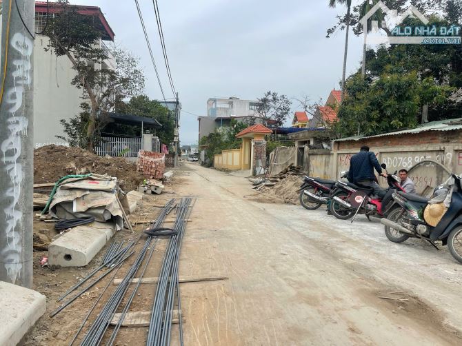 Chỉ hơn 2 tỷ sở hữu lô 102m mặt trục chính đường văn cú 2 tuyến đường đang được làm Lại - 2