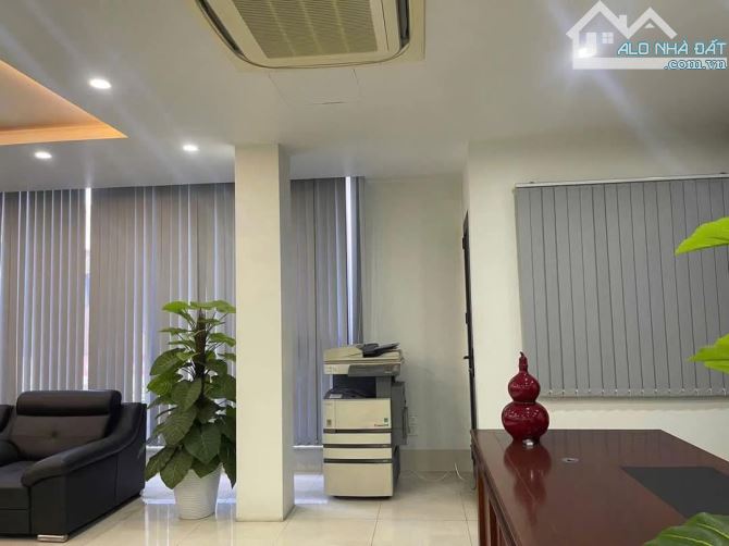 Nguyễn Xiển ô tô -  vỉa hè mặt tiền lớn, 9 tầng thang máy dt 105m2 MT 9m - 2