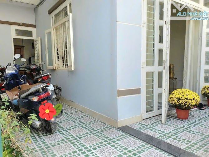 Bán gấp nhà 62 m2, thạnh xuân quận 12, hẻm xe tải, còn mới ở ngay 3 tầng - 3