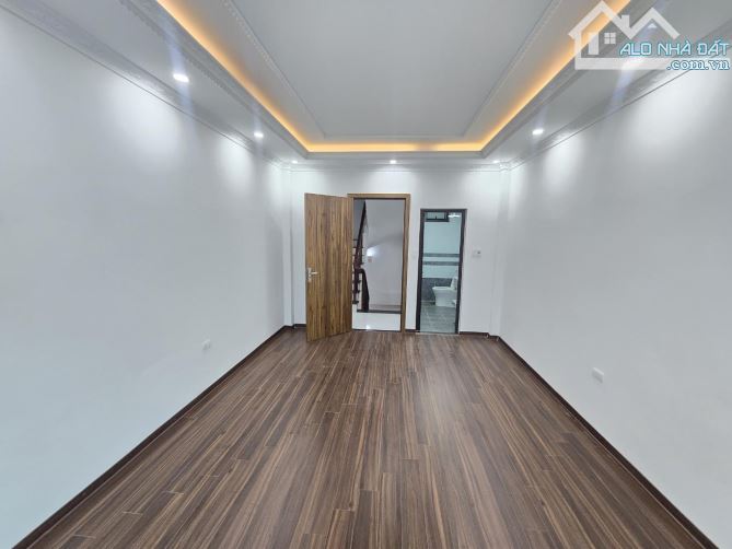 MẬU LƯƠNG 33M2 5 TẦNG 4 NGỦ GẦN PHỐ GẦN Ô TÔ 5,48 TỶ! - 3