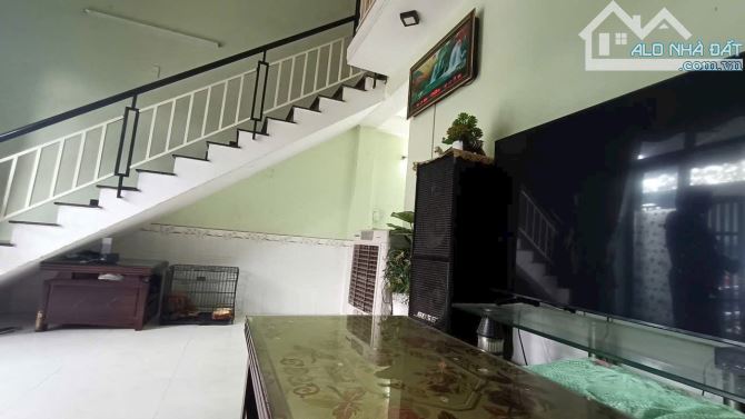 Nhà gác lửng kiên cố kiệt Trần Đình Tri cách biển Nguyễn Tất Thành 50m - 3