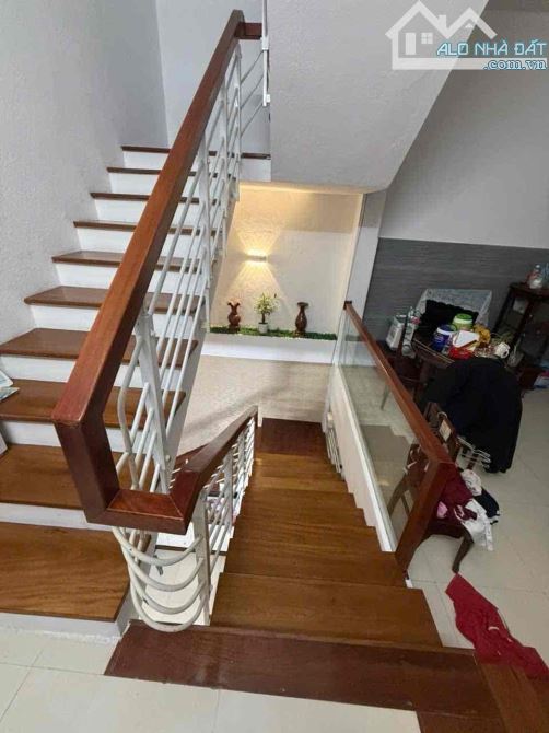 BÁN NHÀ ĐẸP ĐƯỜNG NGUYỄN CÔNG TRỨ – 3 TẦNG – 60M² – GẦN BIỂN MỸ KHÊ – GIÁ CHỈ 4.85 TỶ - 3