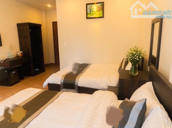 KHÁCH SẠN 5 TẦNG HOÀNCÔNG 420M2 SÀN CÓ THANG MÁY NGAY TRUNG TÂM CÁCH CHỢ ĐÀ LẠT 750M 17 TỶ - 3