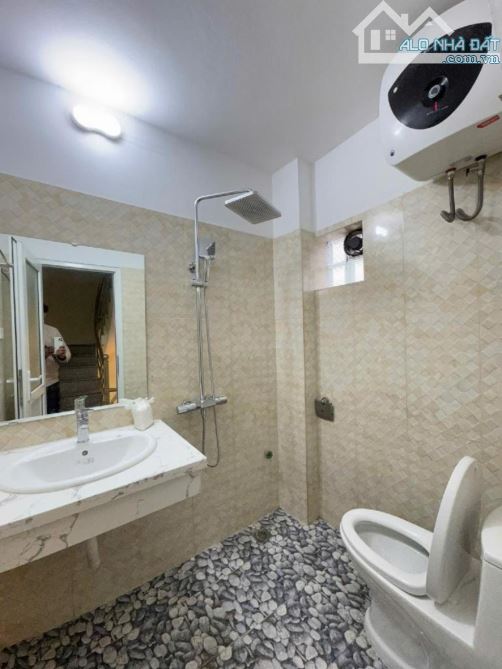🚀 Bán Nhà Xã Đàn, Ngõ Ba Gác Tránh, Gần Phố, Sổ Vuông, DT 26m², 5 Tầng, Nhỉnh 5 Tỷ - 3